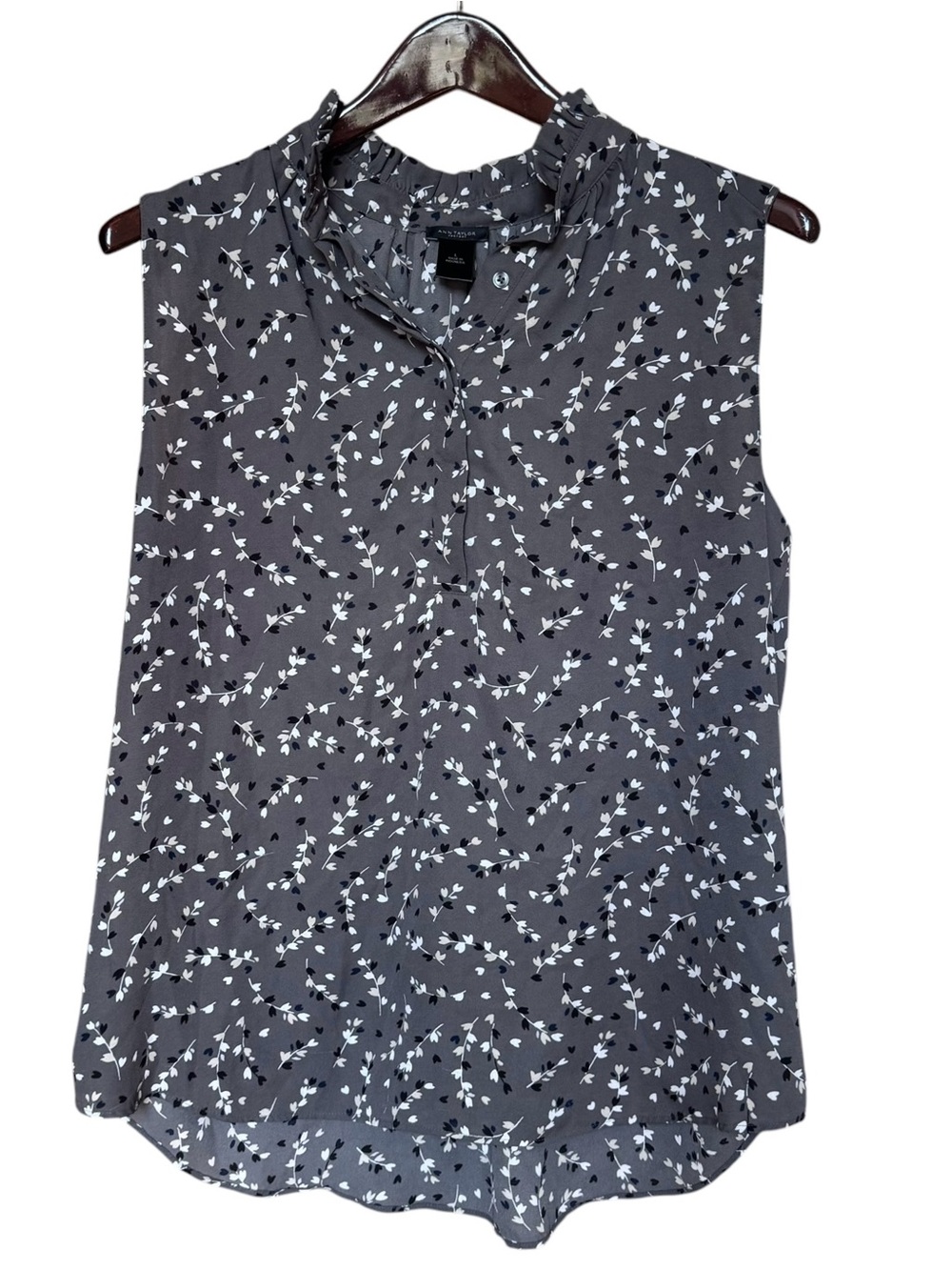 Ann Taylor Sleeveless 1/2-Button Tunic Top Shirt Blouse Black & White Ruffle L